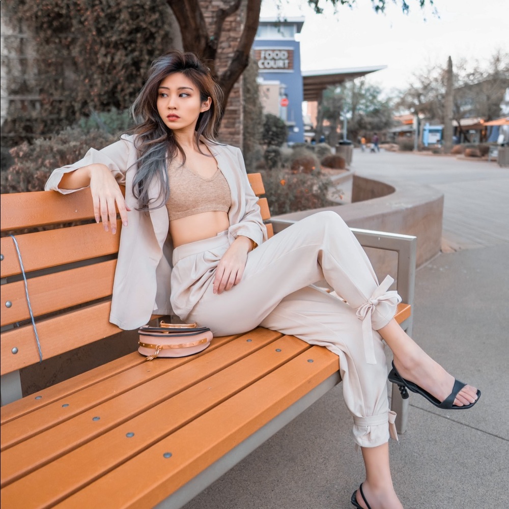SHEIN Button Blazer & Knot Hem Pants Set